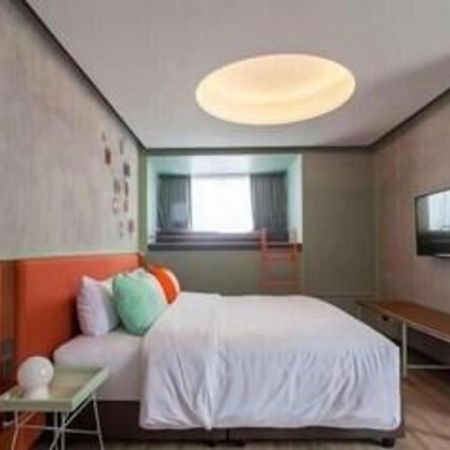 The Street Hostel Bangkok Zewnętrze zdjęcie